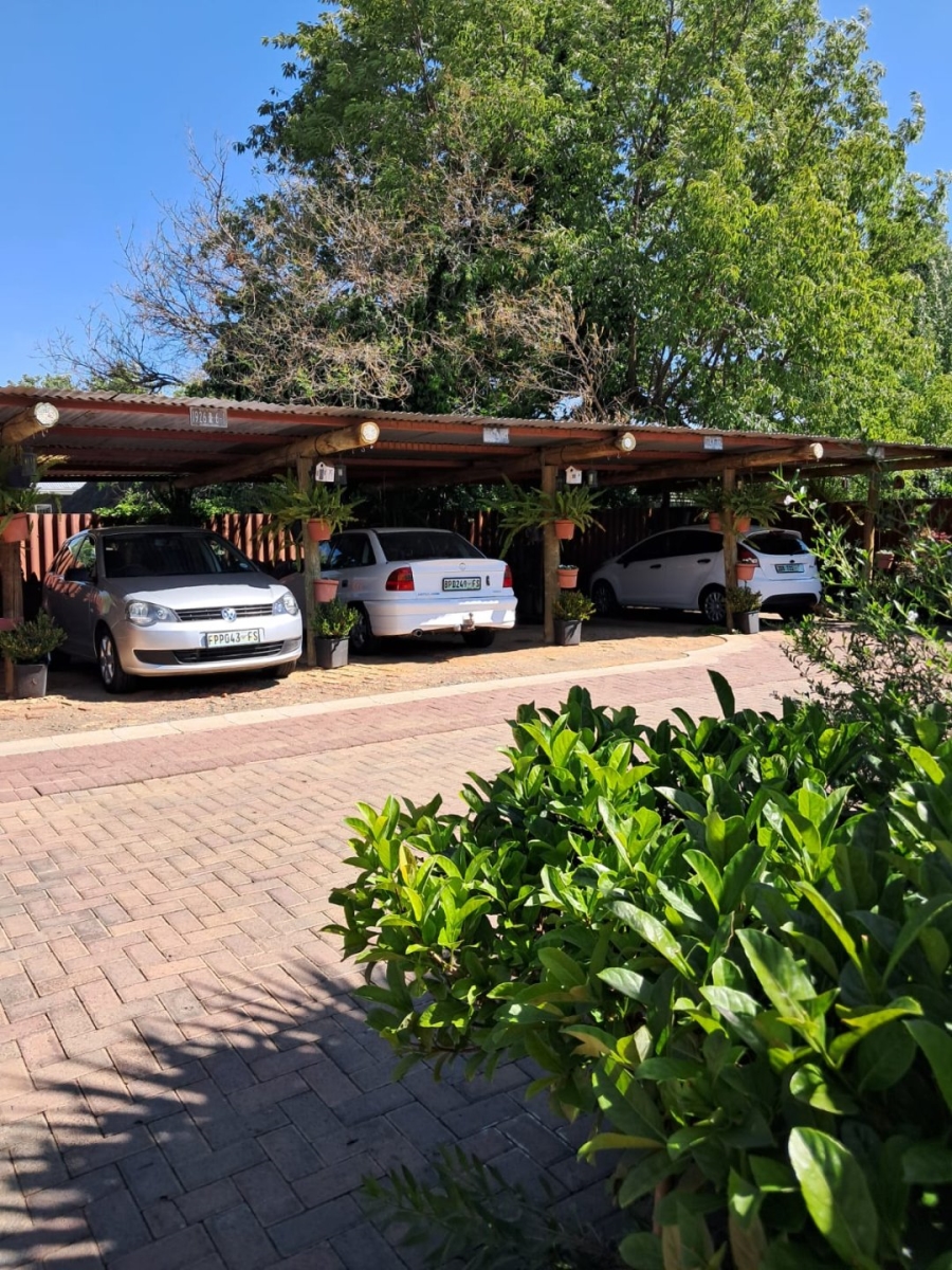 To Let  Bedroom Property for Rent in Fichardt Park Free State
